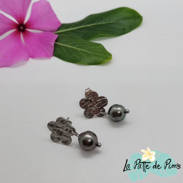 Boucles d'oreille fleurs et...